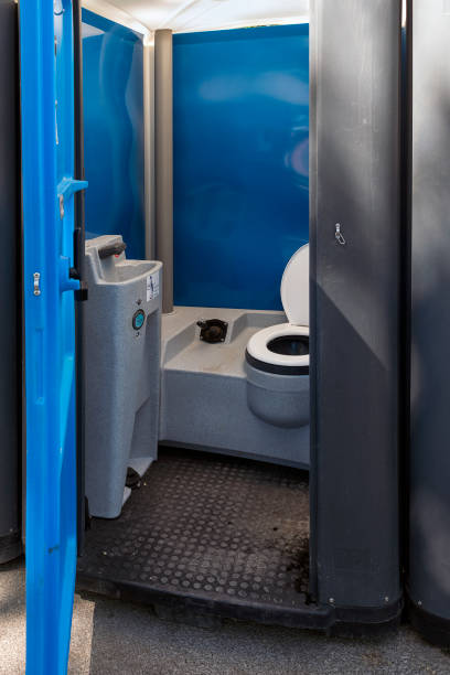 Porta potty delivery and setup in Pigeon Forge, TN